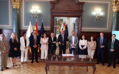 Estado, Comunidad Autónoma y Entidades Locales de Canarias firman un protocolo para la colaboración con el sector privado en la transición energética de los espacios industriales del Archipiélago