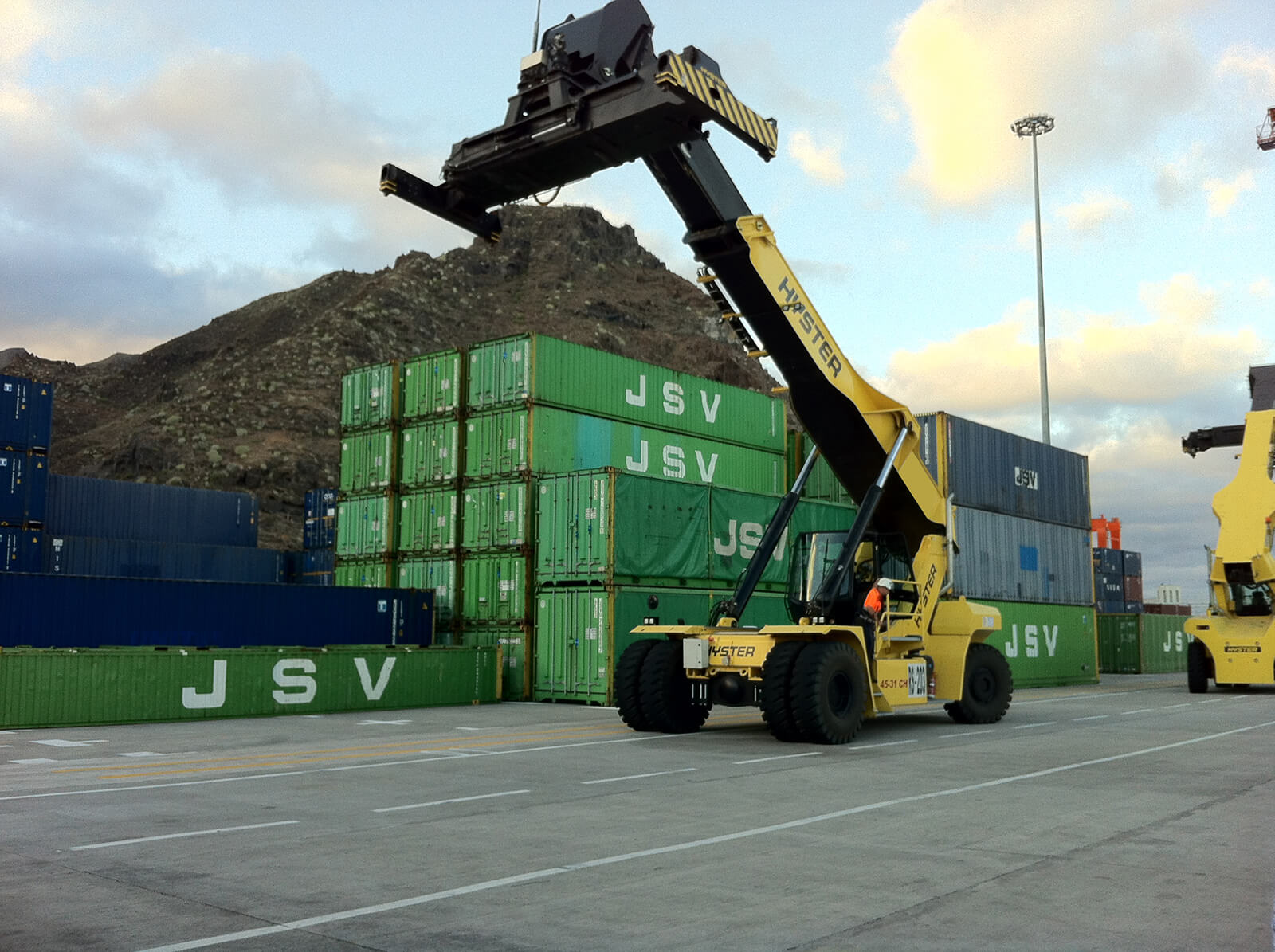 La División de Innovación y Proyectos Estratégicos visita a TCT para buscar sinergias de proyectos y acciones conjuntas